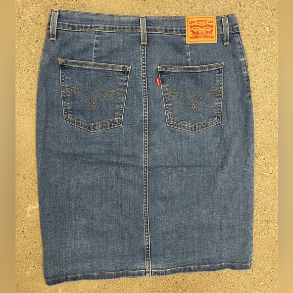 Vintage Levi’s button down modest denim long skirt size 28 - Picture 5 of 11